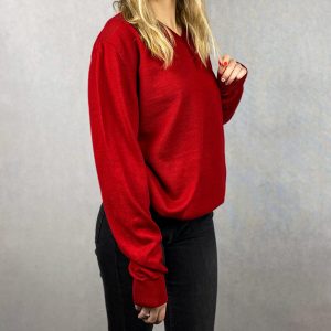 ekskluzywny czerwony sweterek second hand online