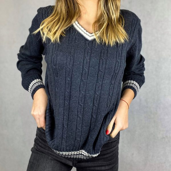 ekskluzywny szary sweterek second hand online