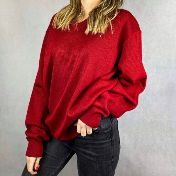 ekskluzywny czerwony sweter second hand online